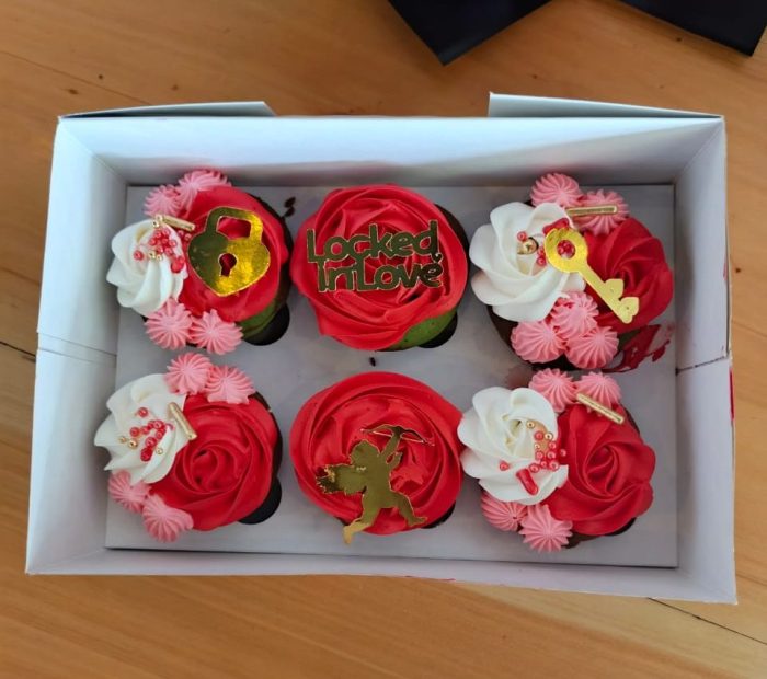 6pcs cupcakes 1