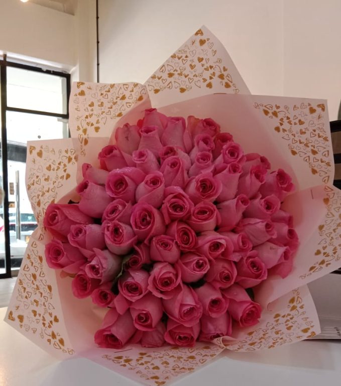 Pink roses Bouquet