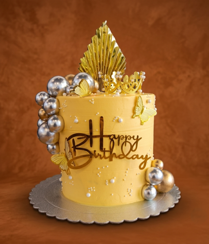 Extra P Golden Cake with a design