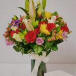 Vase Mixed flowers Bouquet