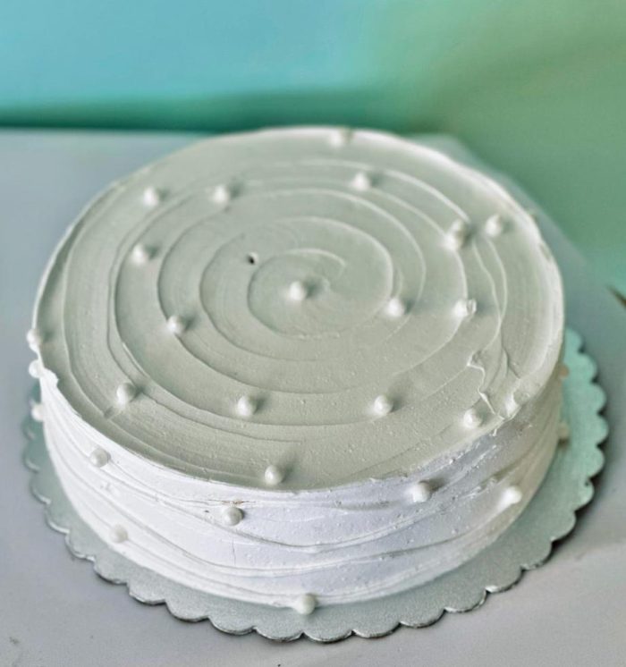 Vanilla Cake with Design