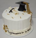 Graduation Cake with a cap