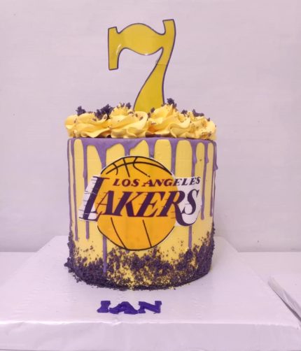 Lakers themed Cake