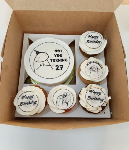 Bento cake with custom theme