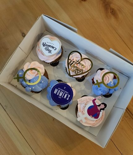 Cupcakes for womens day 2