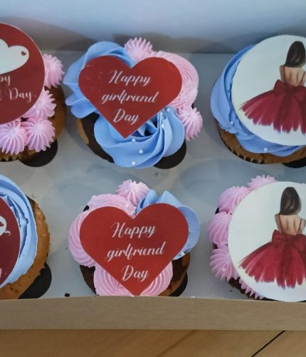 Girlfriend cupcakes