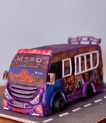 Matatu Designed Cake