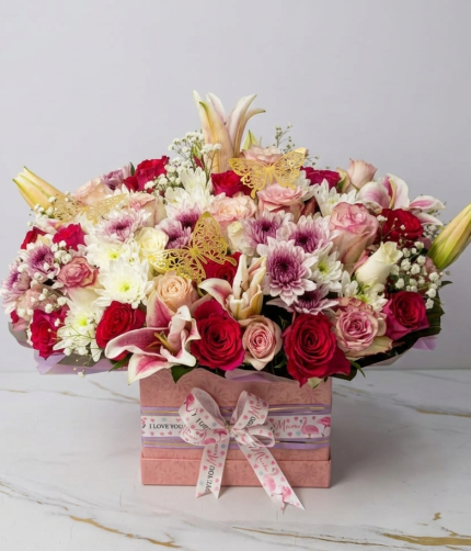 Hatbox arrangement