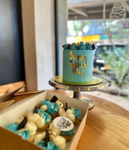 Fathers Day cake + 6pcs cupcakes